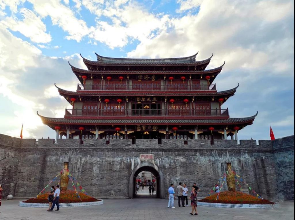 巖星特刊 | 粵東第一行，習大大為何踏訪這座古城插圖(1)