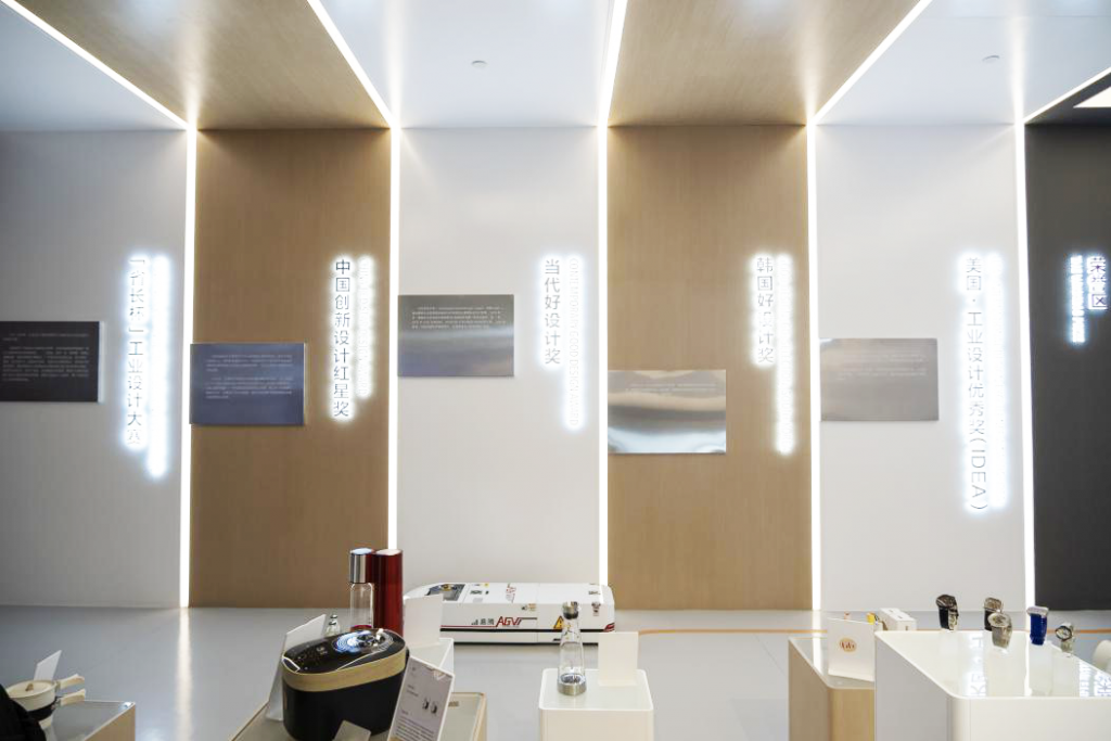 廣東工業(yè)設(shè)計(jì)城創(chuàng)新科技館開(kāi)館插圖(15)