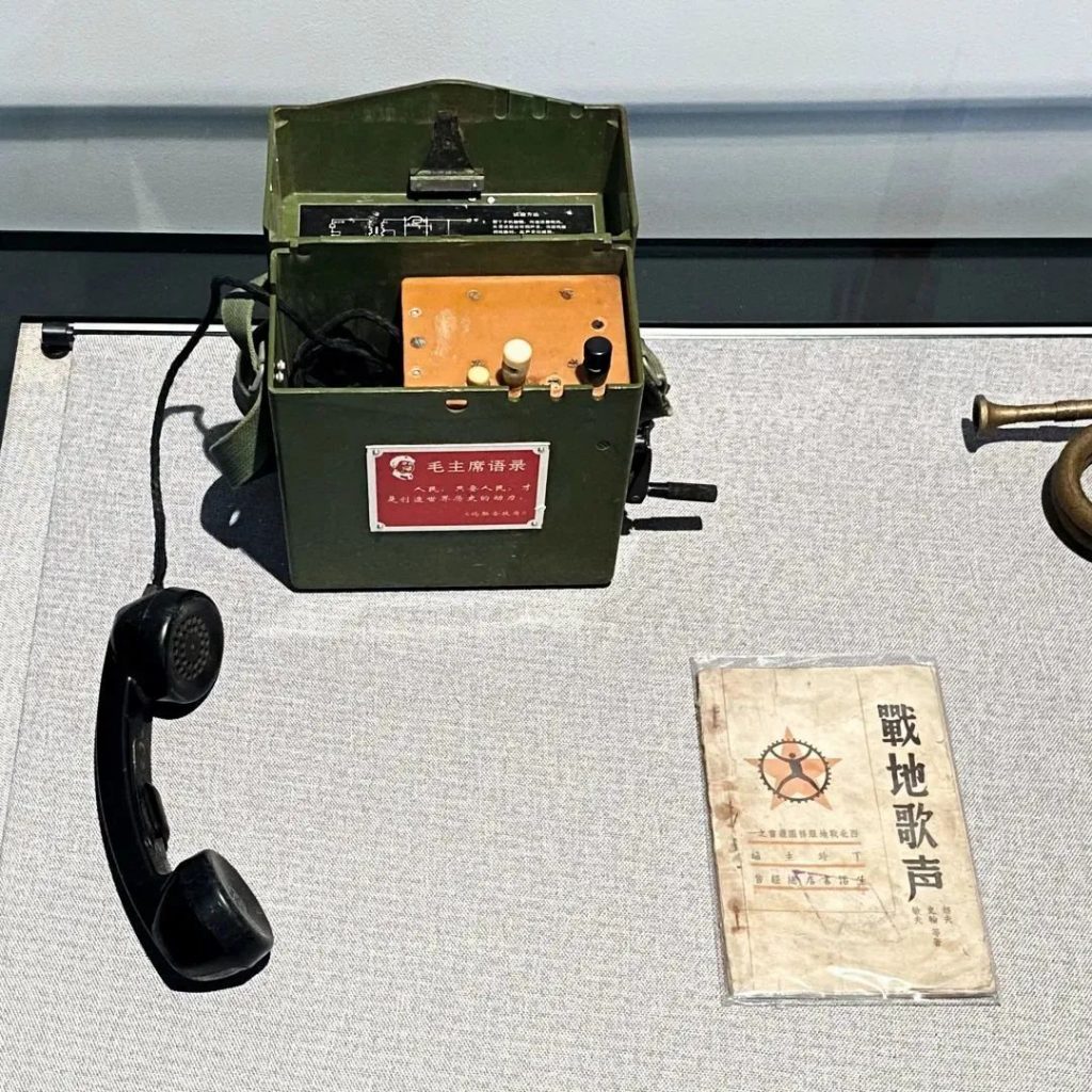 華強北博物館《軍歌嘹亮——開啟新征程,強軍譜新篇》插圖(2) 華強北博物館《軍歌嘹亮——開啟新征程,強軍譜新篇》插圖(2)